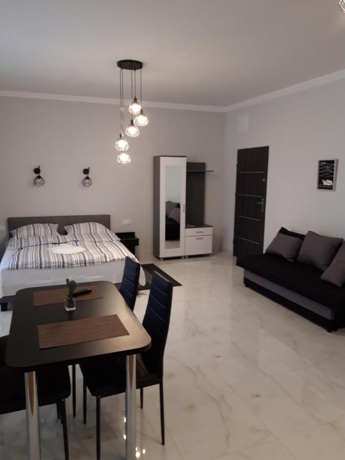 Apartamenty Polna Ostrowiec Swietokrzyski Exterior photo